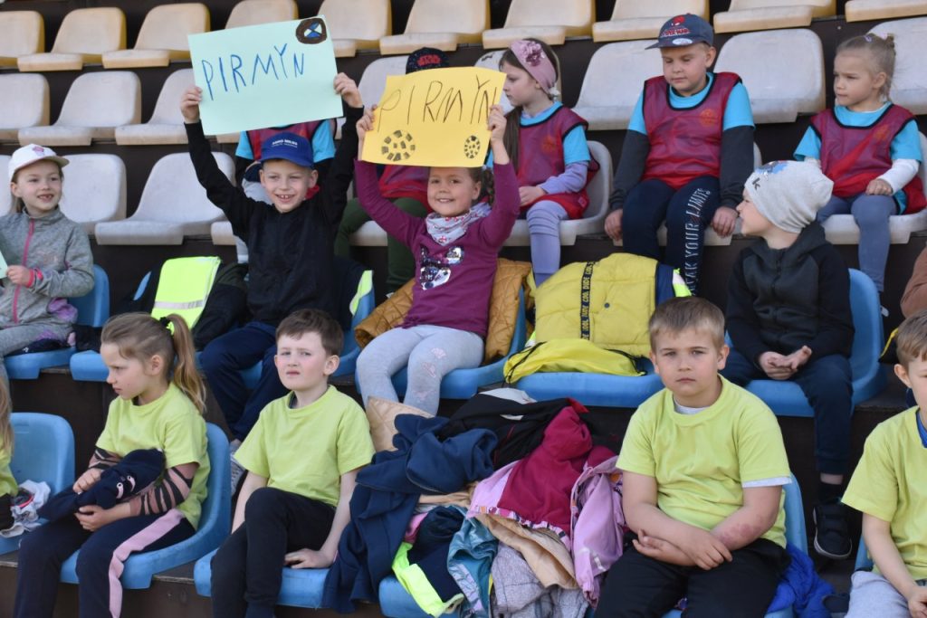 2023-05-10 Plungės dirbtinės dangos stadione vyko viešosios įstaigos „Plungės futbolas“ surengtas tradicinis futbolo turnyras „Babrungiuko futboliukas“.